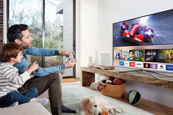 با Smart Tvها دنیایی از گزینه‌های جدید سرگرمی ‌‌به روی شما باز می‌شود.